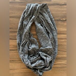 Lululemon vinyasa scarf